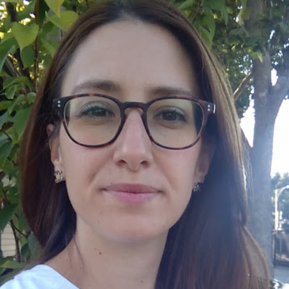 Meet your Posher, Martina - Picture 1 of 1